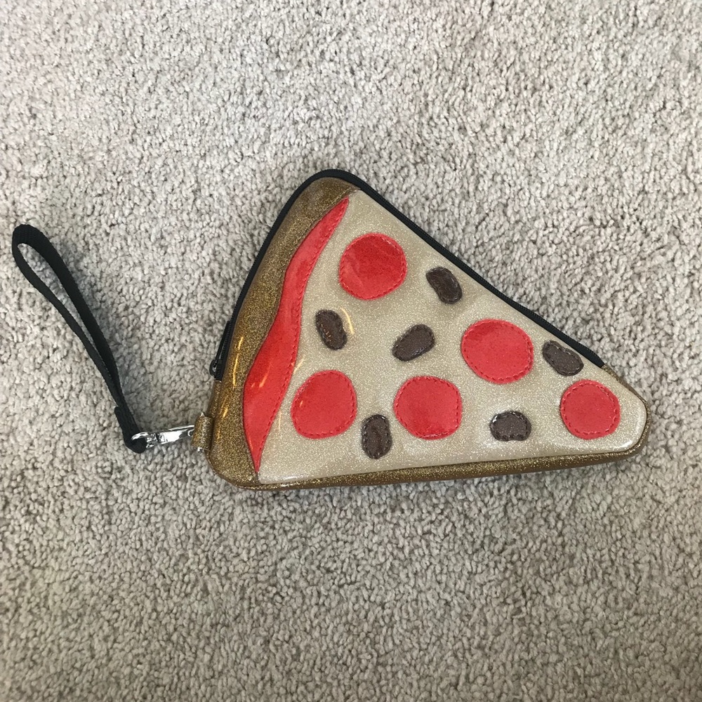 Unique pizza wristlet